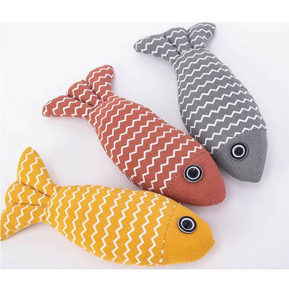 Burlap Fish Catnip Kicker Toy
