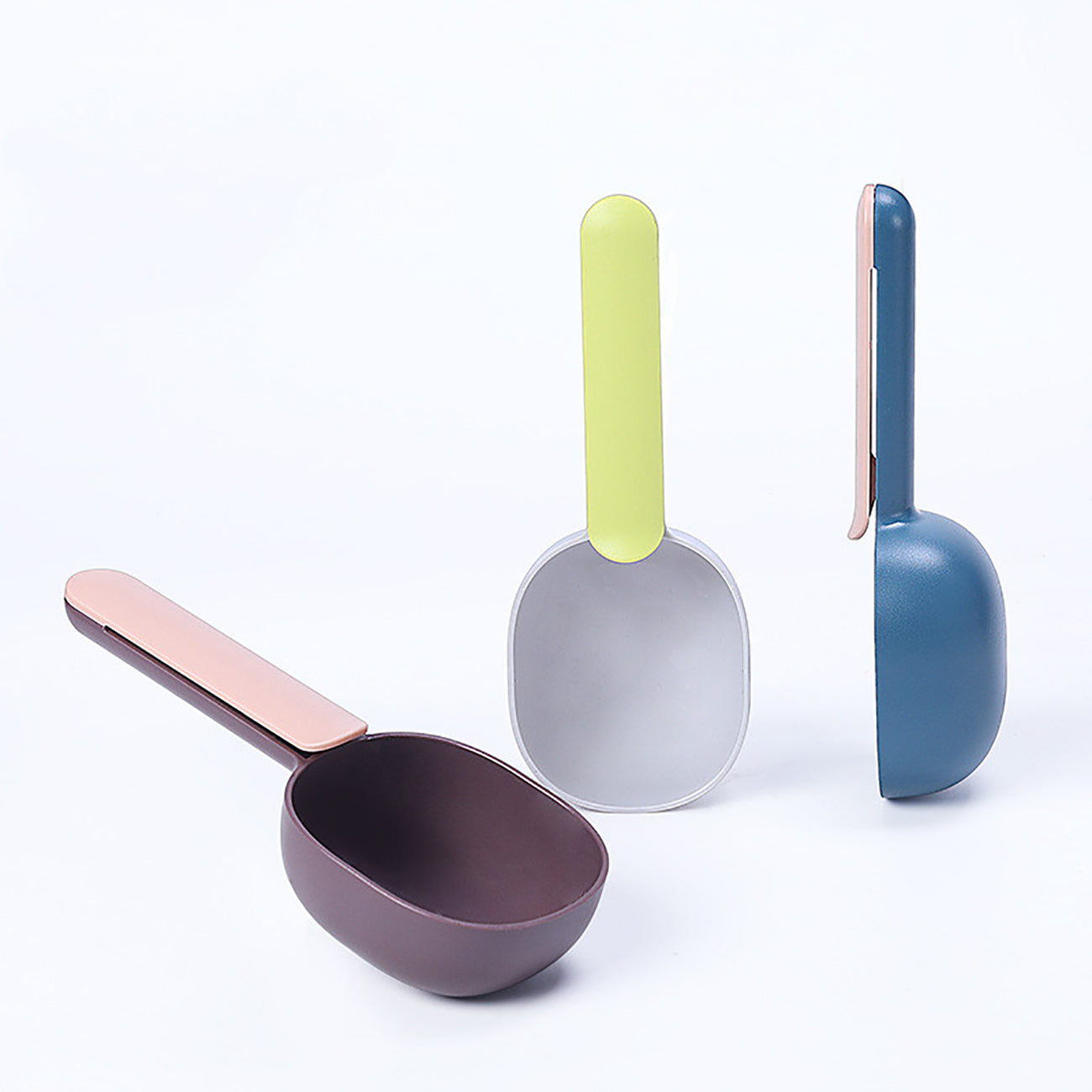 Pet Food Scoop with Bag Clip – Accurate Measuring & Fresh Food Storage